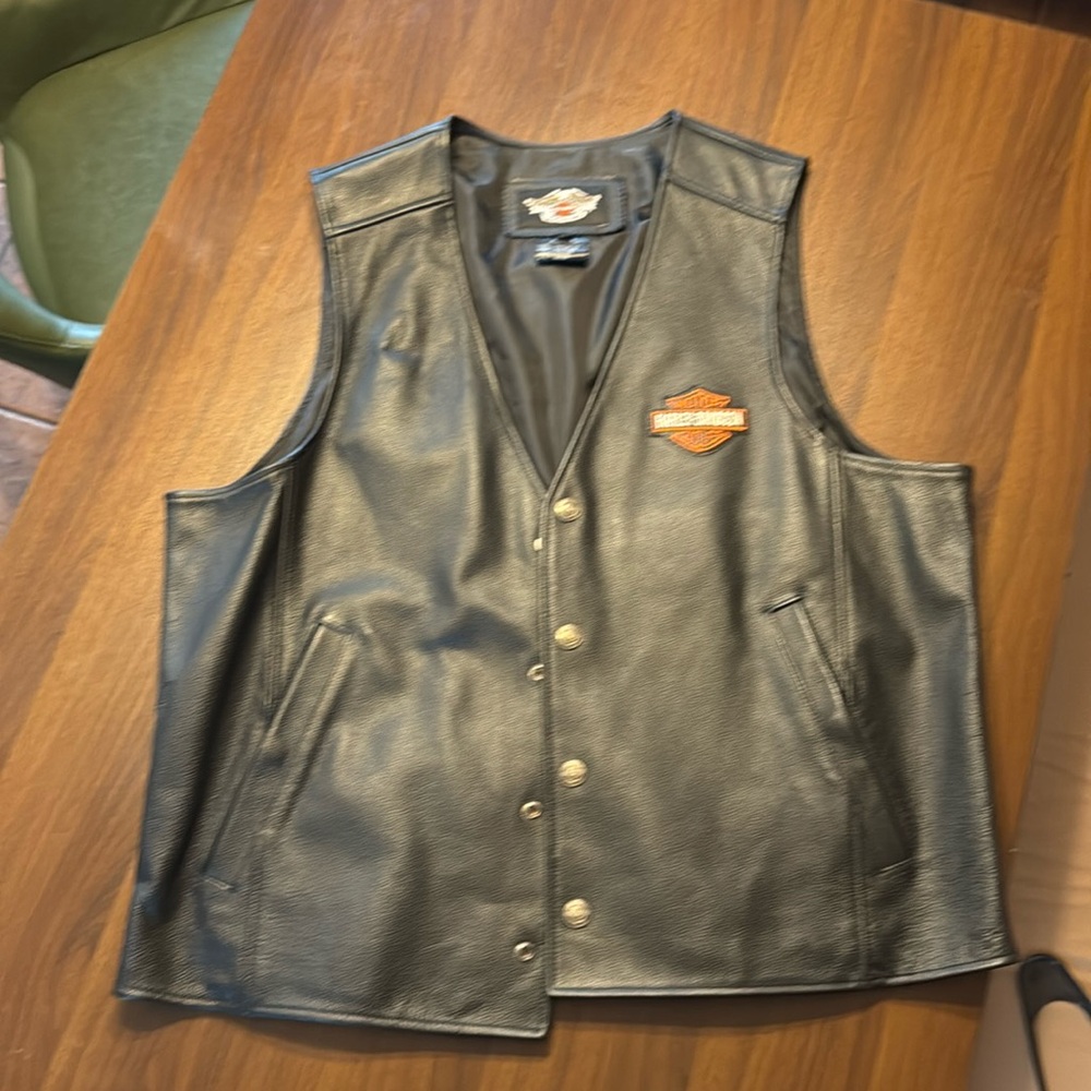 Harley Davidson, leather vest